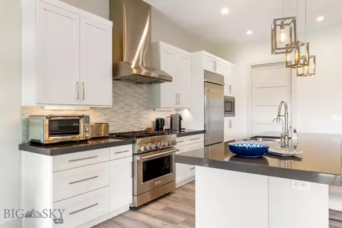 Kitchen - 75 Balmoral Trl, Bozeman, MT 59718 photo 4 of 5
