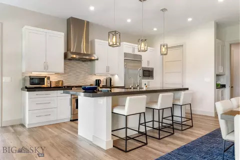 Kitchen - 75 Balmoral Trl, Bozeman, MT 59718 photo 2 of 5