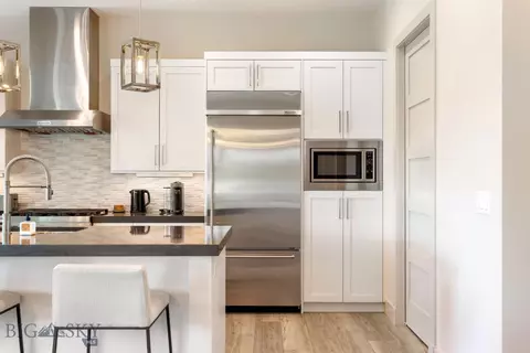 Kitchen - 75 Balmoral Trl, Bozeman, MT 59718 photo 3 of 5