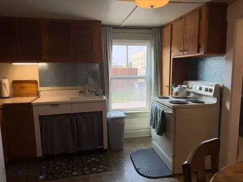 Kitchen - 422 E Ctr, Dillon, MT 59725 photo 1 of 2