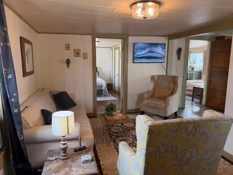 Living - 422 E Ctr, Dillon, MT 59725 photo 2 of 4
