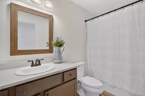 Bath - 15 Durango Trl, Three Forks, MT 59752 photo 2 of 2