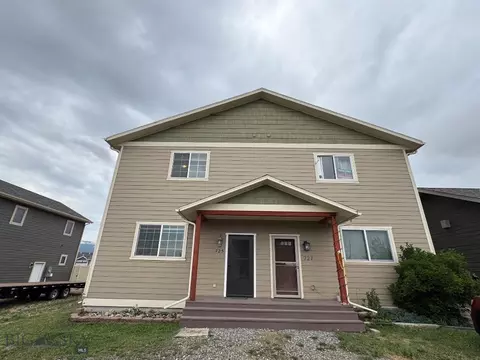 725 N 11th St, Livingston, MT 59047