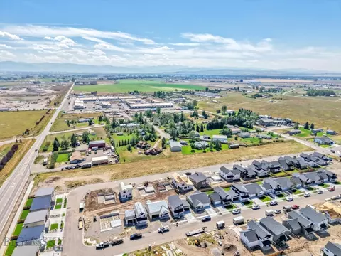 814 Spaniel Ln, Belgrade, MT 59714 photo 2