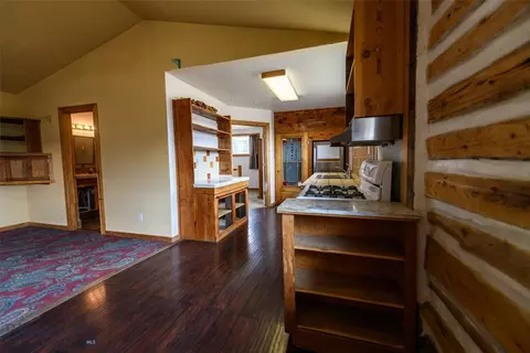 Entry Way - 400 Blaine, Lima, MT 59739 photo 1 of 1