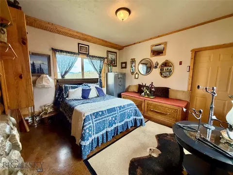 Bedroom - 448 Red Fox Rd, Wise River, MT 59762 photo 4 of 11