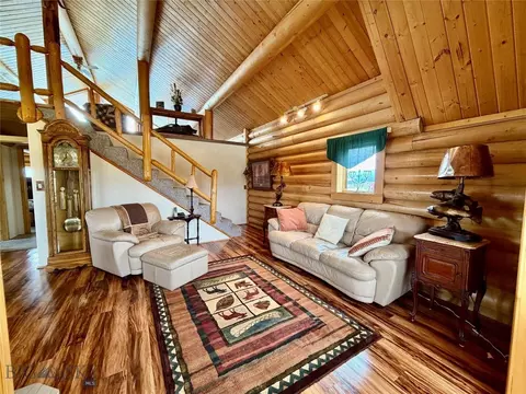 Living - 448 Red Fox Rd, Wise River, MT 59762 photo 5 of 6