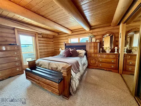 Bedroom - 448 Red Fox Rd, Wise River, MT 59762 photo 6 of 11