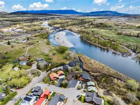 213 Little Creek Bnd, Livingston, MT 59047
