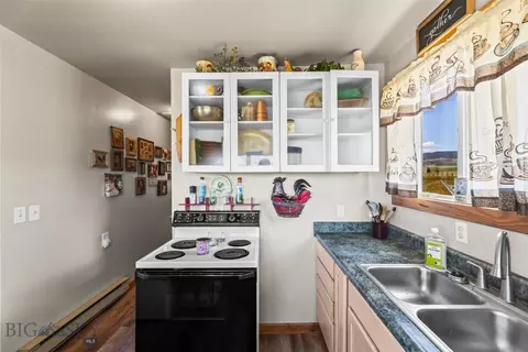 Kitchen - 30 Hayfield Loop Trl, Ennis, MT 59729 photo 4 of 4