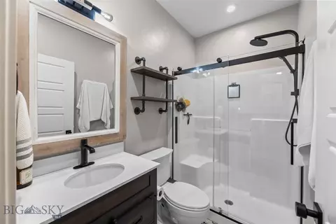 Bath - 4448 Shadowglen Dr, Bozeman, MT 59718 photo 2 of 2