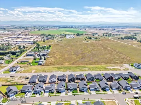 720 Spaniel Ln, Belgrade, MT 59714 photo 4