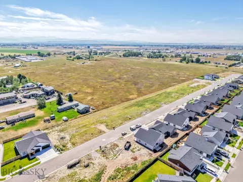 718 Spaniel Ln, Belgrade, MT 59714 photo 4
