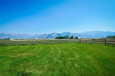Exterior - 6070 Springhill Rd, Belgrade, MT 59714 photo 1 of 10