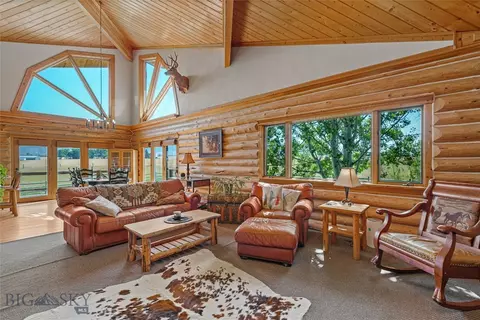 Living - 6070 Springhill Rd, Belgrade, MT 59714 photo 1 of 2