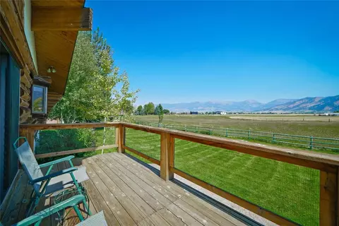 Exterior - 6070 Springhill Rd, Belgrade, MT 59714 photo 6 of 10