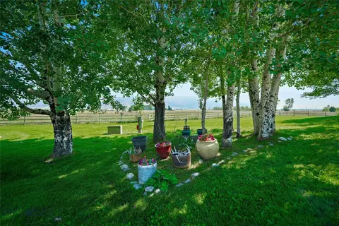 Exterior - 6070 Springhill Rd, Belgrade, MT 59714 photo 2 of 10