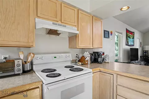 Kitchen - 3414 Laredo Dr, Bozeman, MT 59718 photo 3 of 6