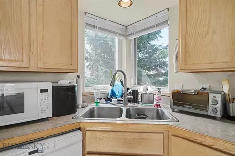 Kitchen - 3414 Laredo Dr, Bozeman, MT 59718 photo 4 of 6