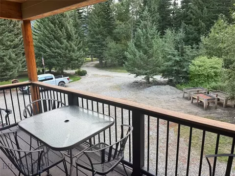 Exterior - Undisclosed, Mcleod, MT 59062 photo 5 of 18