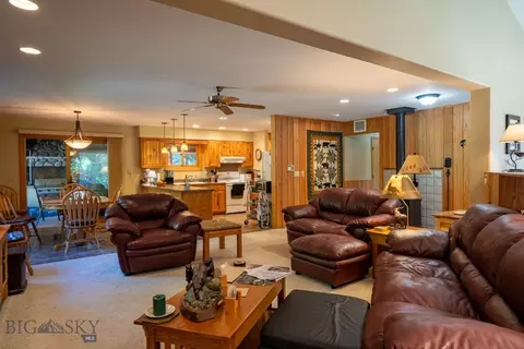 Living - Undisclosed, Mcleod, MT 59062 photo 1 of 2