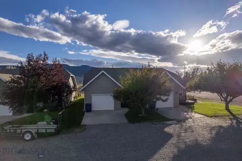 529 N 14th St #B, Livingston, MT 59047