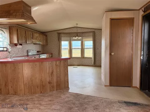98 Spannering Rd, Big Timber, MT 59011 photo 6