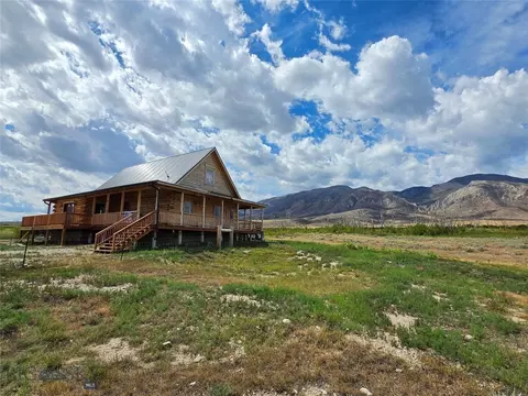 6 Horny Toad N, Belfry, MT 59008