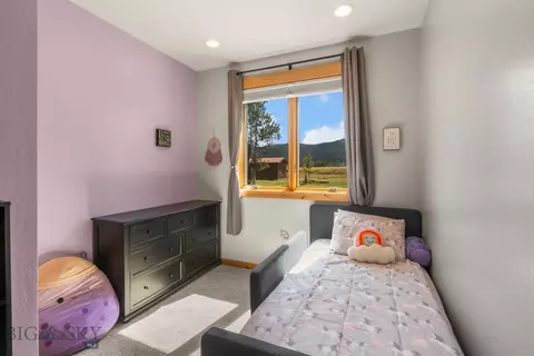Bedroom - 1500 Rainbow Rd, Bozeman, MT 59715 photo 1 of 4