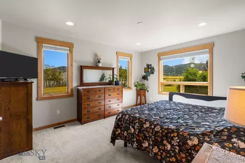 Bedroom - 1500 Rainbow Rd, Bozeman, MT 59715 photo 4 of 4