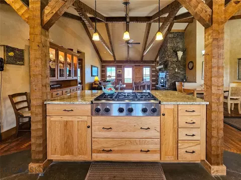Kitchen - 1888 Boulder Rd, Mc Leod, MT 59052 photo 5 of 8