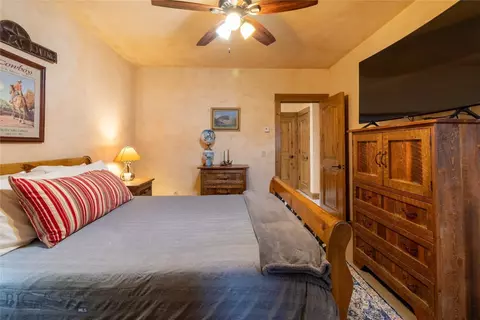 Bedroom - 1888 Boulder Rd, Mc Leod, MT 59052 photo 4 of 5