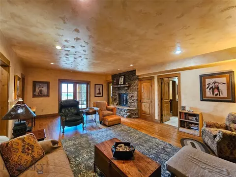 Living - 1888 Boulder Rd, Mc Leod, MT 59052 photo 5 of 5