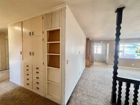 Entry Way - 920 E Center St, Dillon, MT 59725 photo 1 of 3