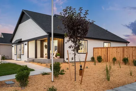 Exterior - 700 Thrice Loop, Belgrade, MT 59714 photo 2 of 4