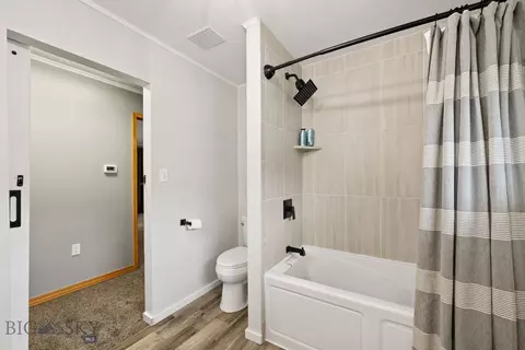 Bath - 650 E Morse St, Dillon, MT 59725 photo 2 of 3