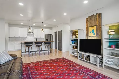 2222 Willow Dr # E, Livingston, MT 59047