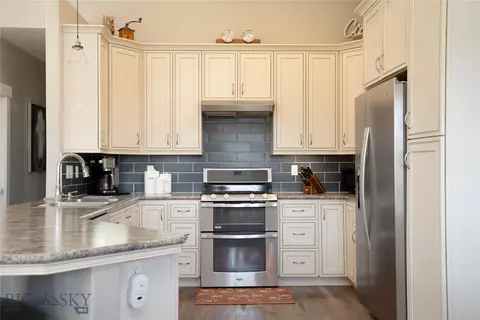 Kitchen - 2005 Avocet Ct, Belgrade, MT 59714 photo 1 of 2