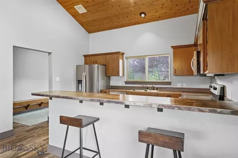 Kitchen - 376 Candlelight Meadow Dr, Big Sky, MT 59716 photo 6 of 6
