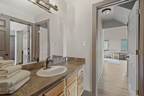 Bath - 376 Candlelight Meadow Dr, Big Sky, MT 59716 photo 4 of 7
