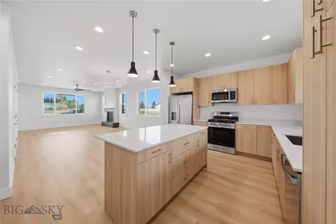 Kitchen - 803 Spaniel Ln, Belgrade, MT 59714 photo 3 of 3