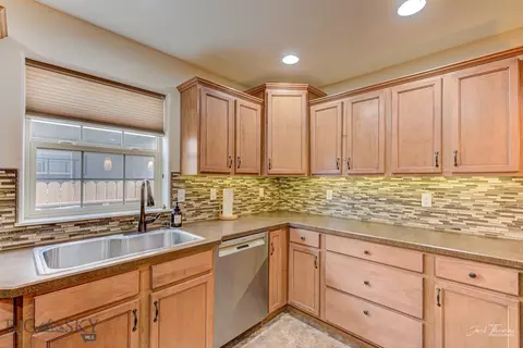Kitchen - 22 Sand Piper Loop, Helena, MT 59602 photo 4 of 6