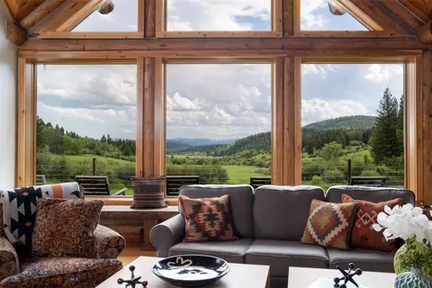 14200 Flaming Arrow Rd, Bozeman, MT 59715