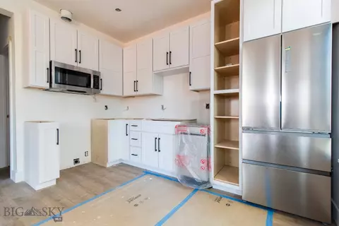 Kitchen - 3100 Durston Rd #CD, Bozeman, MT 59718 photo 9 of 10