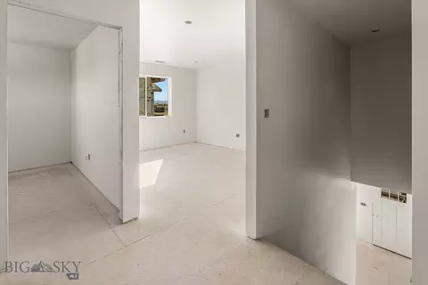 Entry Way - 817 Spaniel Ln, Belgrade, MT 59714 photo 6 of 7