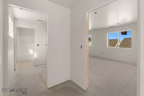 Entry Way - 817 Spaniel Ln, Belgrade, MT 59714 photo 7 of 7