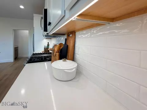 Kitchen - 856 Accolade Loop, Belgrade, MT 59714 photo 8 of 14