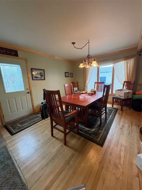 Dining - 206 2nd E, Whitehall, MT 59759 photo 2 of 2
