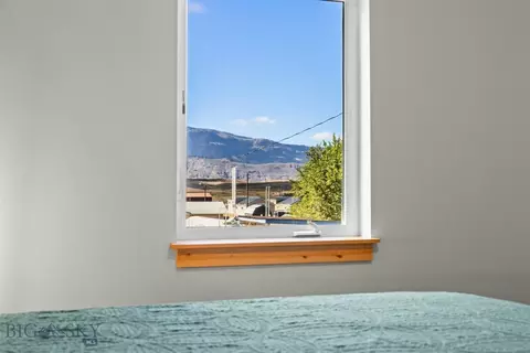 Bedroom - 307 Spring St, Gardiner, MT 59030 photo 4 of 5
