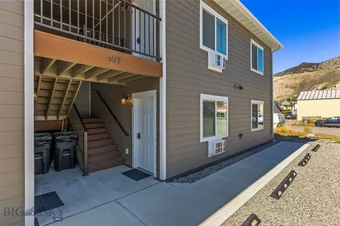 Other - 307 Spring St, Gardiner, MT 59030 photo 3 of 12